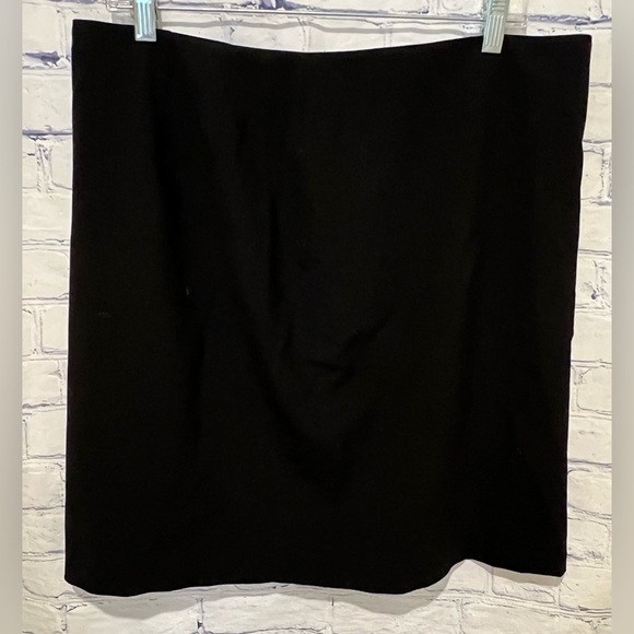 MICHAEL Michael Kors Women’s Wool Blend Black Skirt Zip Back Size 12 - Picture 1 of 5